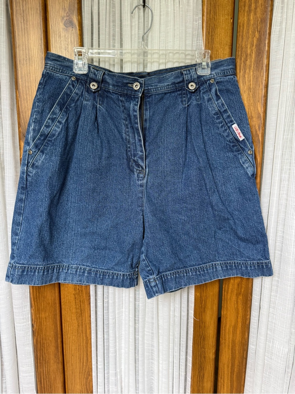 VTG Bill Blass, Pleated 100% Cotton Denim Shorts